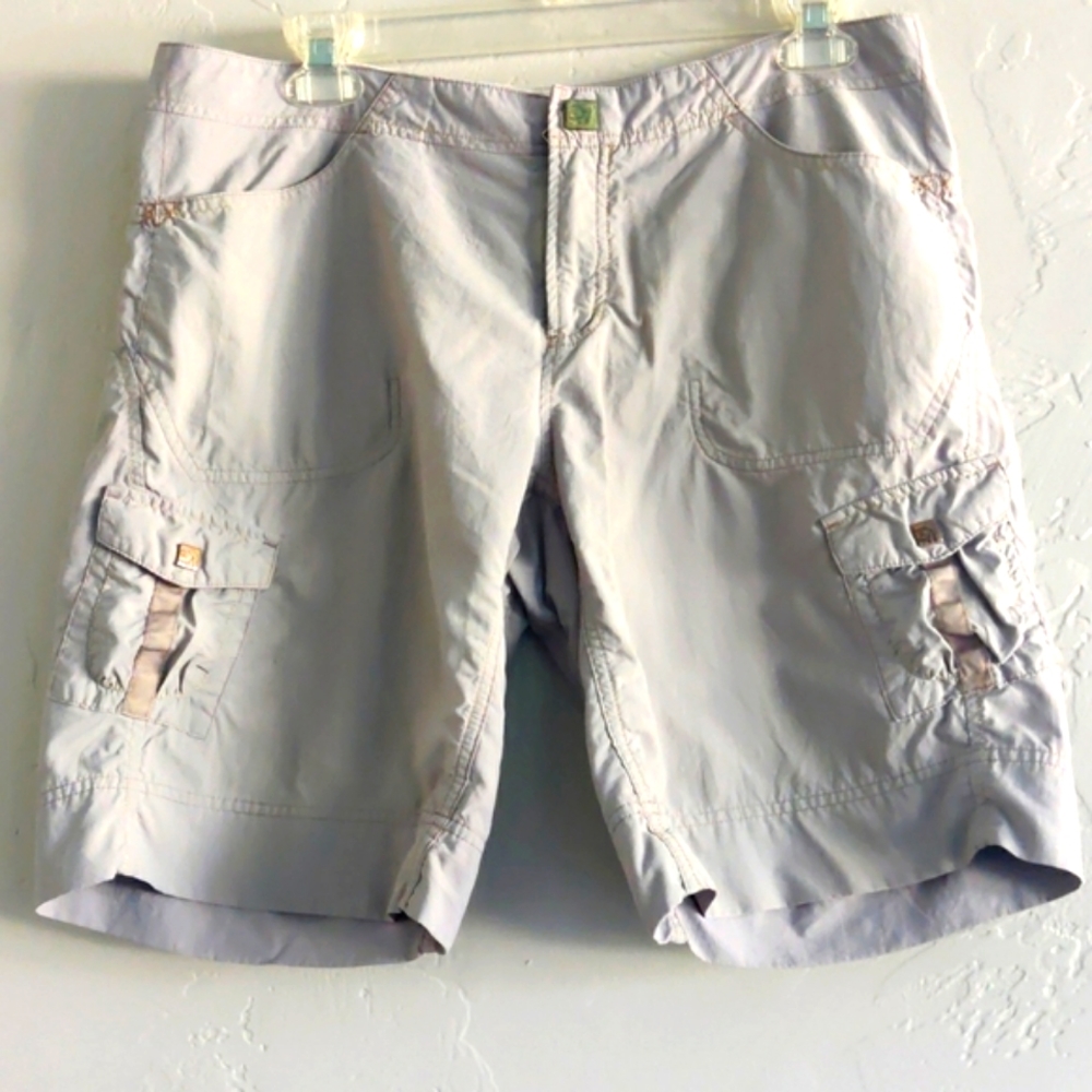 Mountain Hard Wear Grey Shorts 10